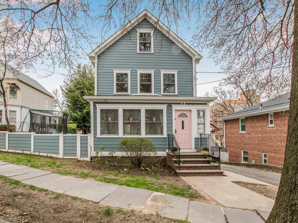 Property Photo:  4296 Vireo Avenue  NY 10470 