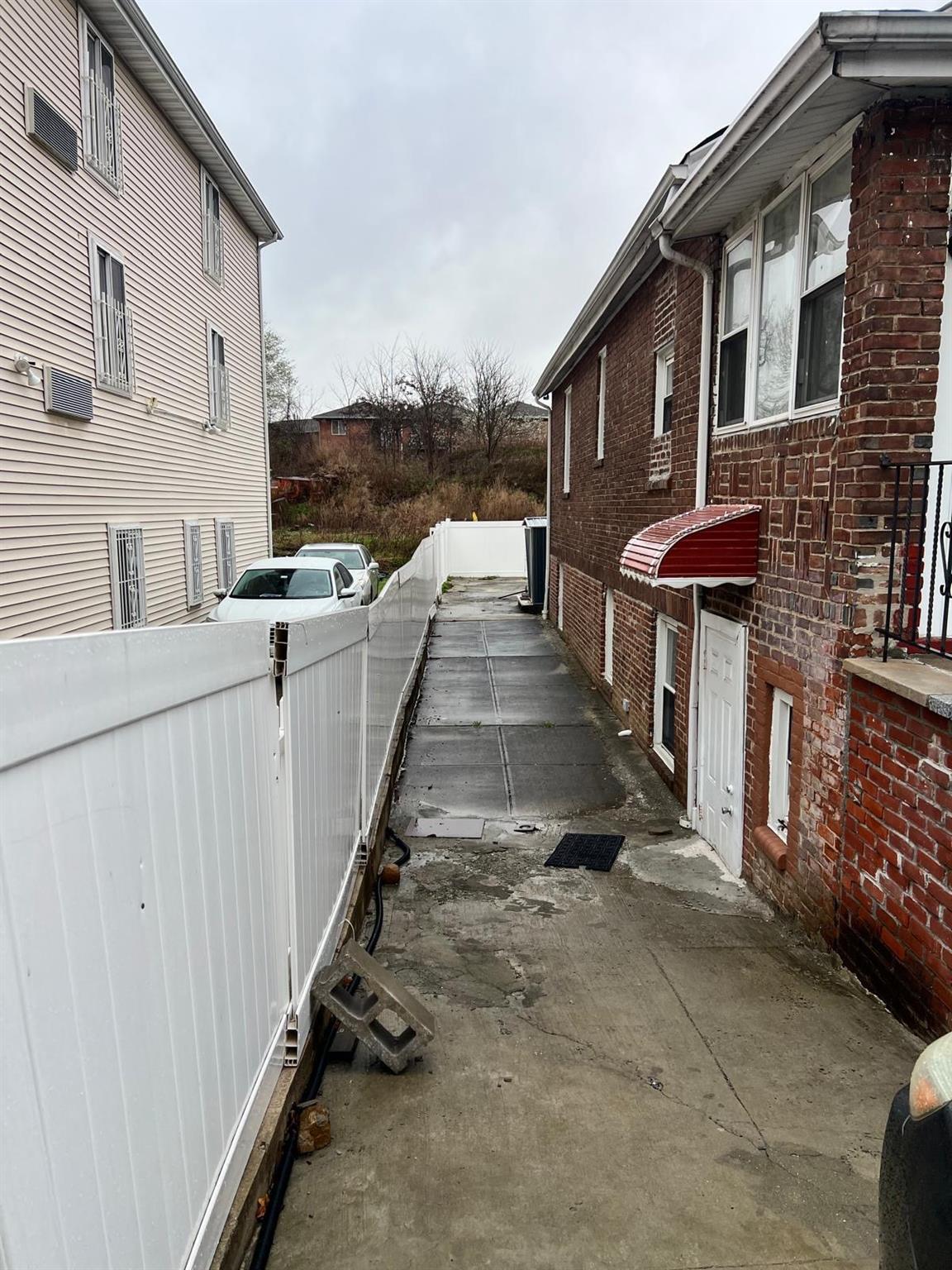 Property Photo: 3412 Hunter Avenue NY 10475