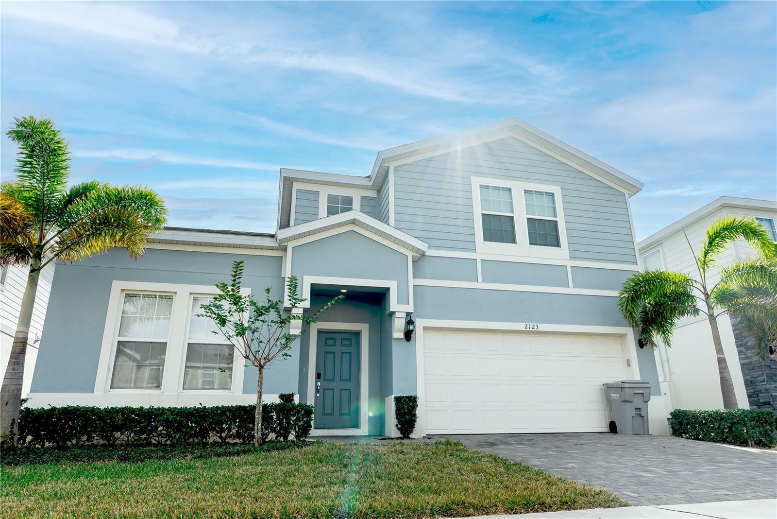 Property Photo: 2123 Lelani Circle FL 33897
