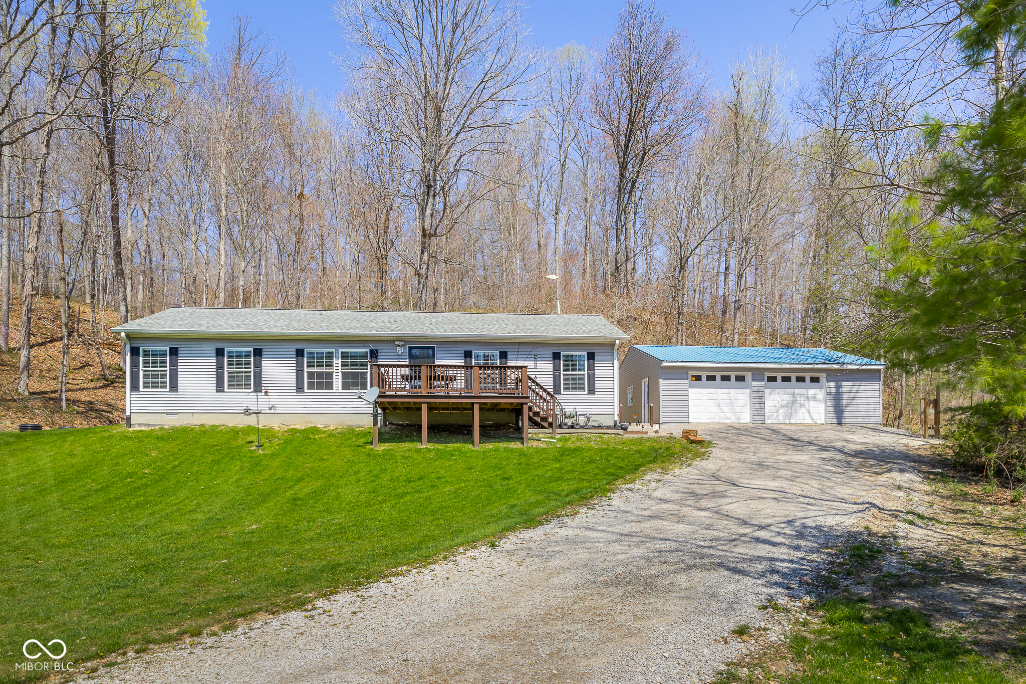 Property Photo: 7274 Old Nashville Road IN 47448