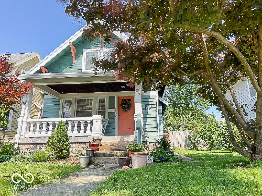 Property Photo: 37 N Arlington Avenue IN 46219