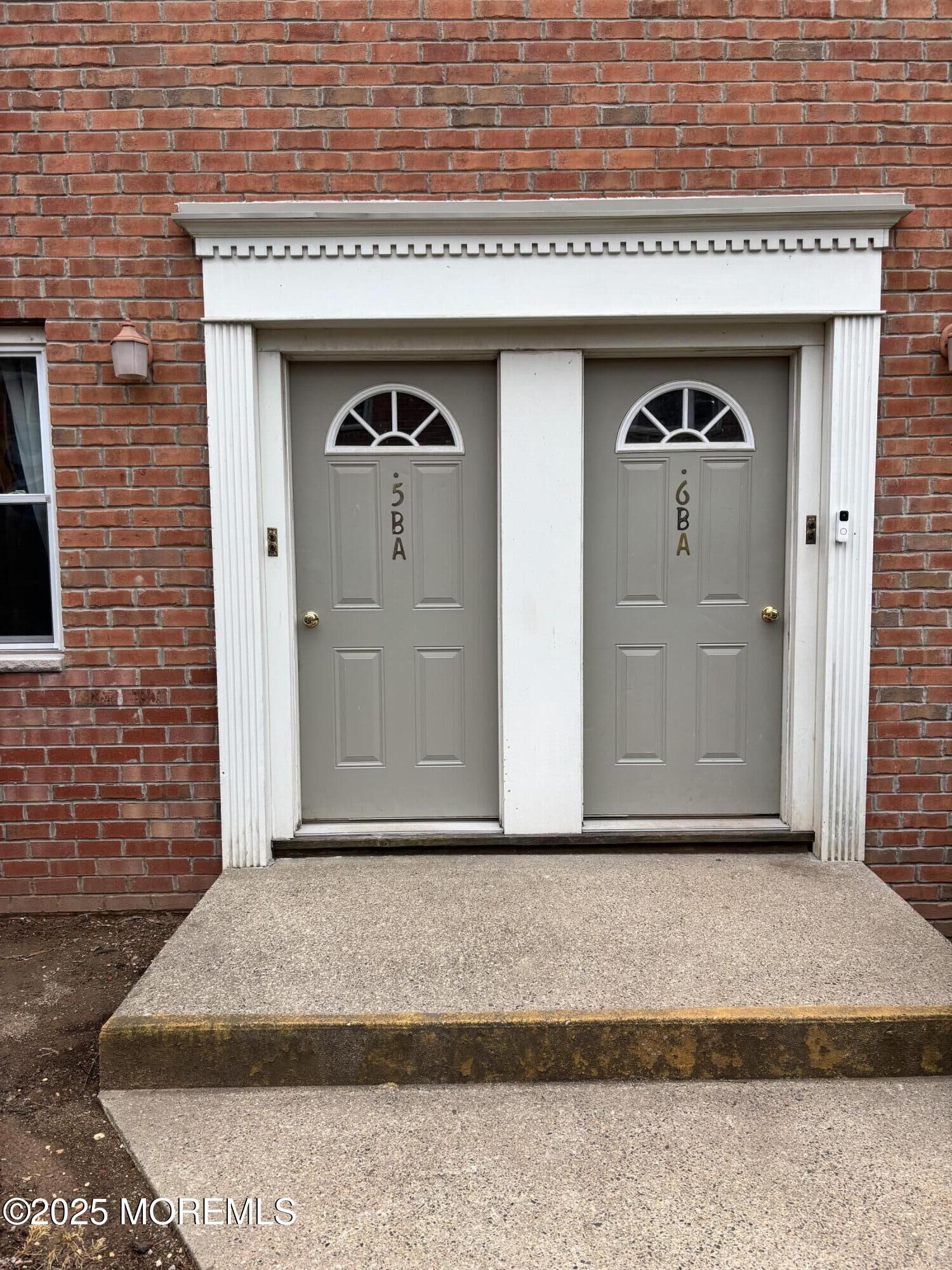 Property Photo:  37 York Drive  NJ 08817 