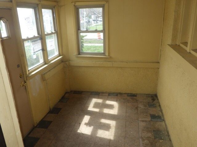 Property Photo: 620 W 111th Street IL 60628