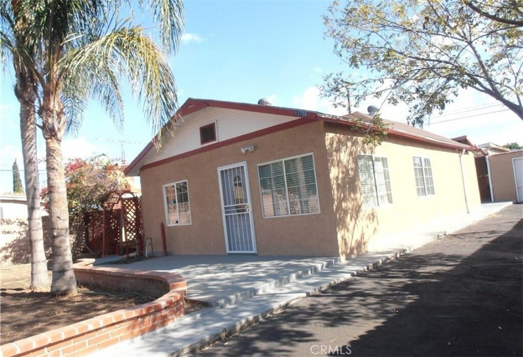 Property Photo:  13706 Judd Street  CA 91331 