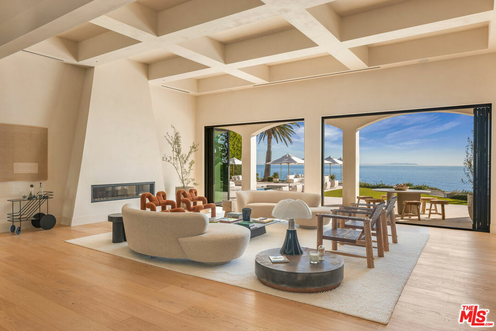 24824 Pacific Coast Highway  Malibu CA 90265 photo