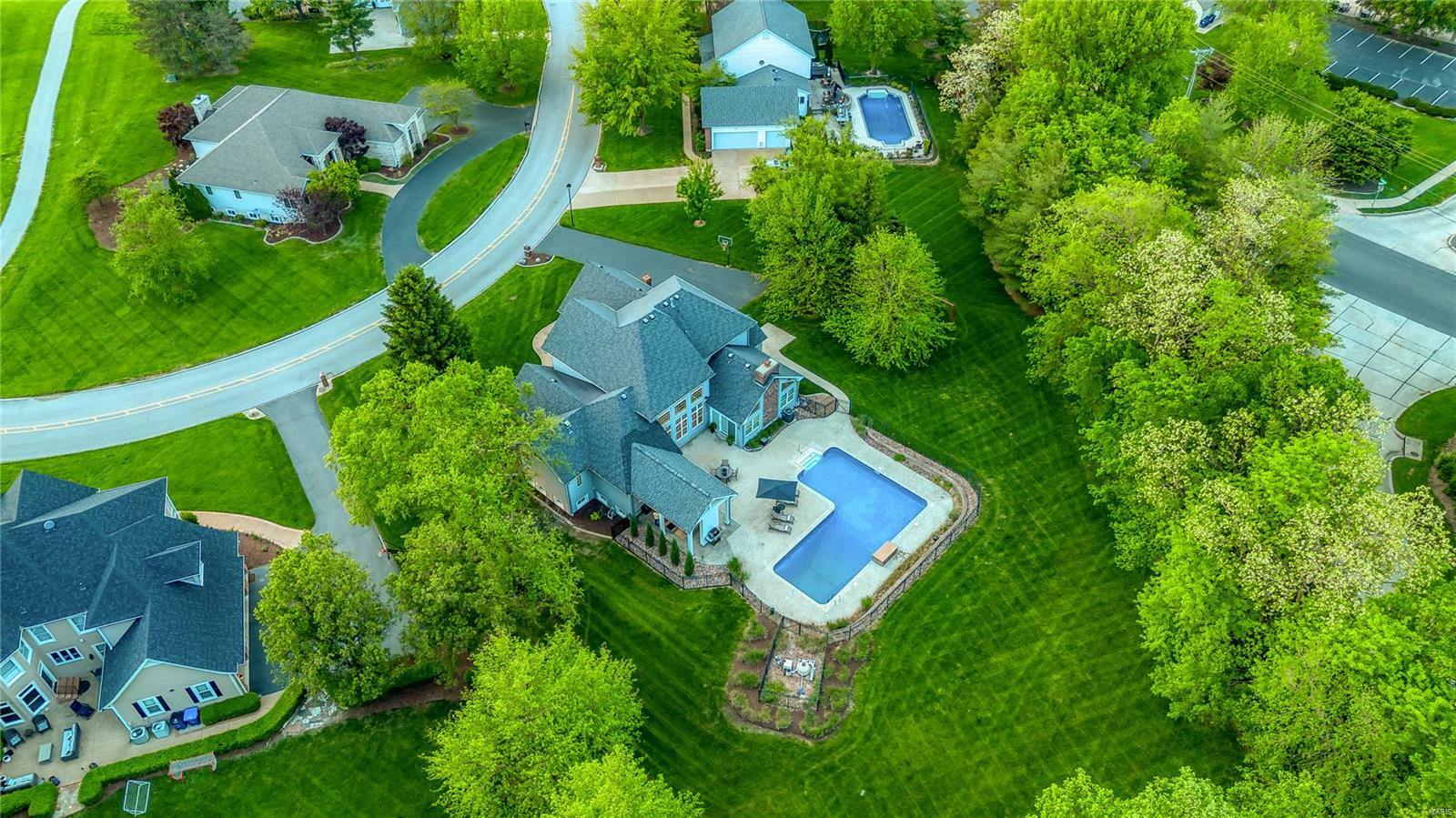 Property Photo: 663 Clifden Drive MO 63304