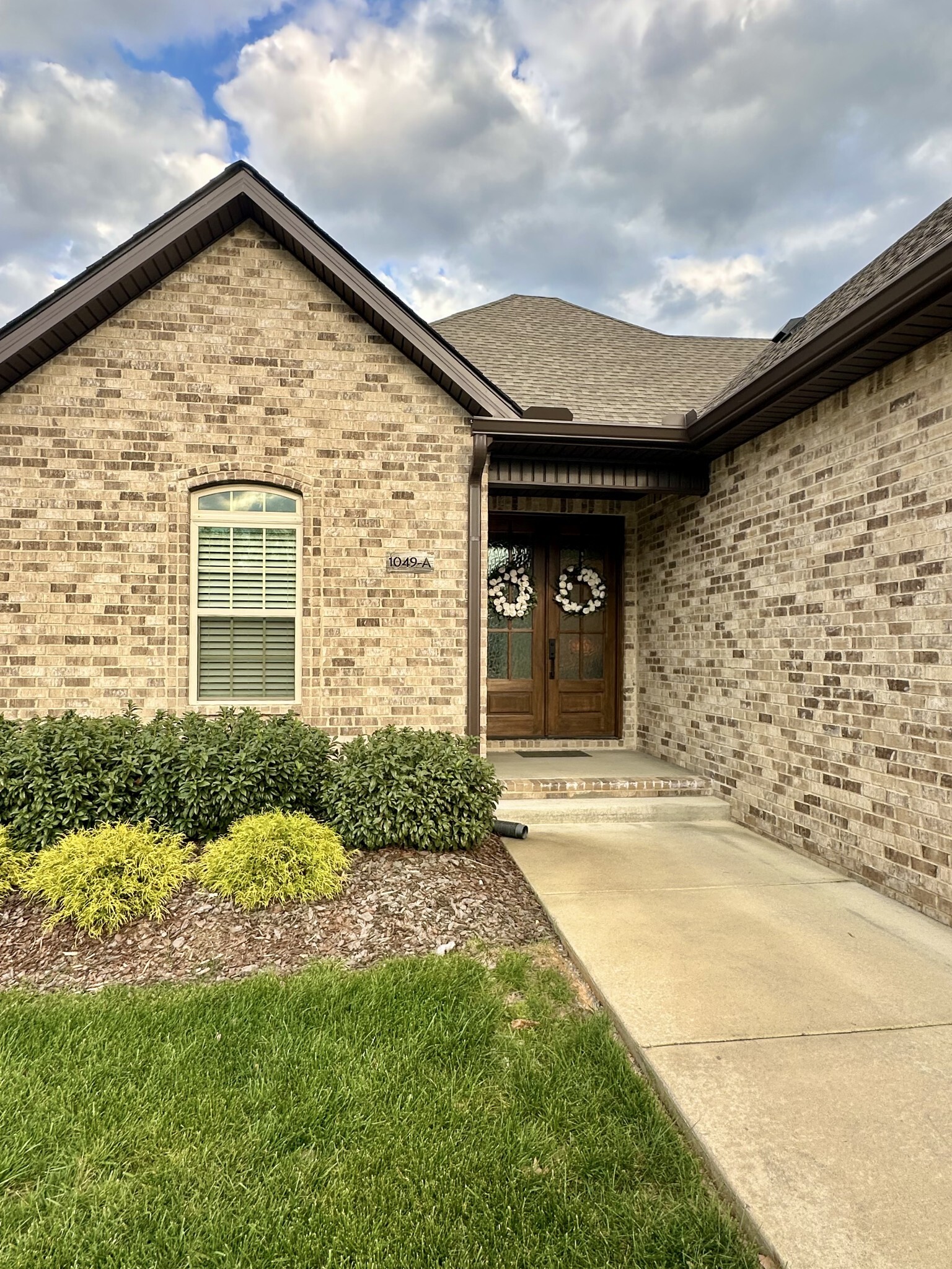 Property Photo:  1049 Veridian Dr A  TN 37043 