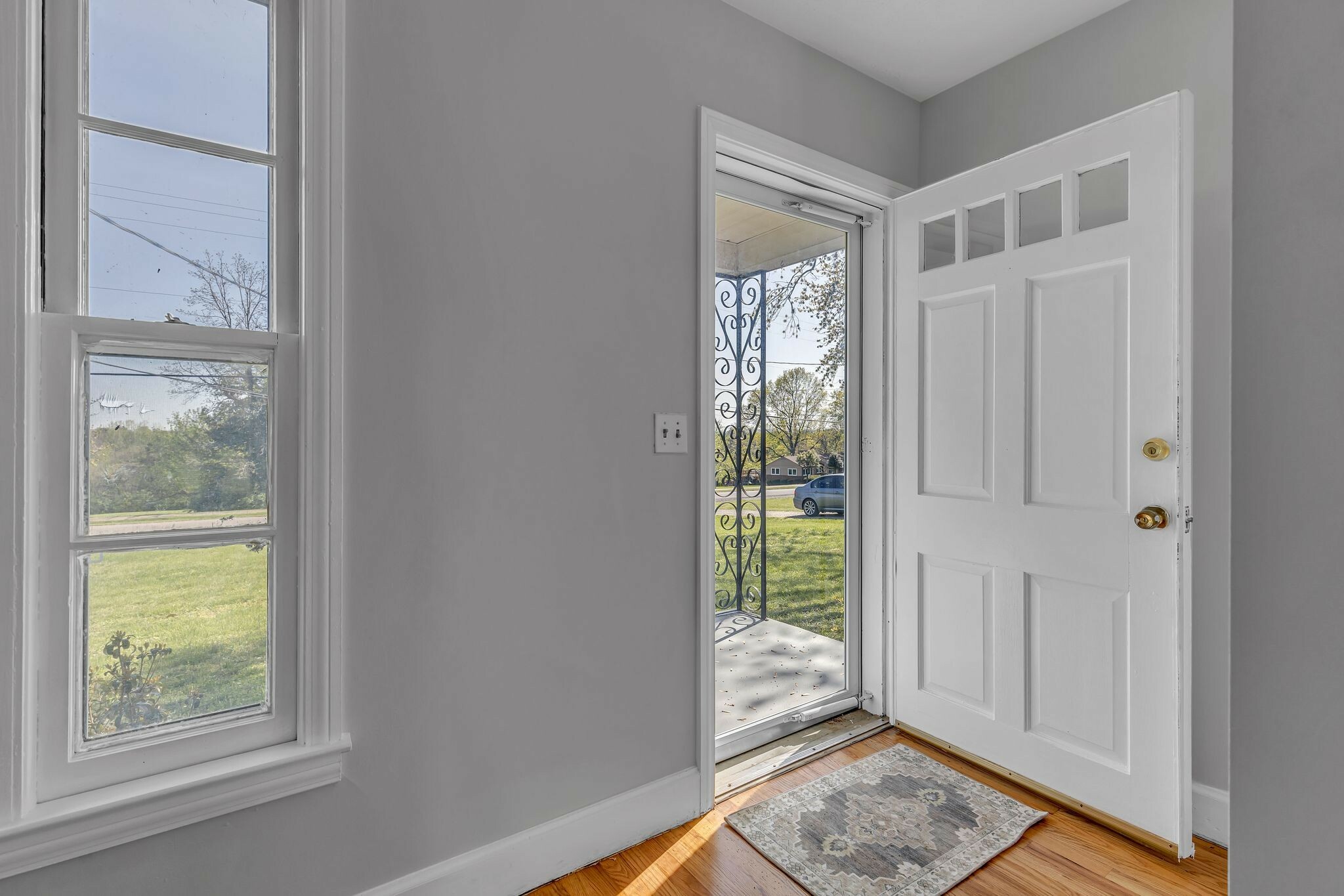 Property Photo: 2322 Maplecrest Dr TN 37214