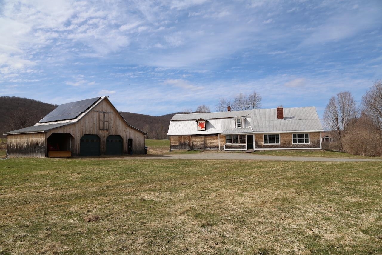 Property Photo: 3308 Lower Pleasant Valley Road VT 05444