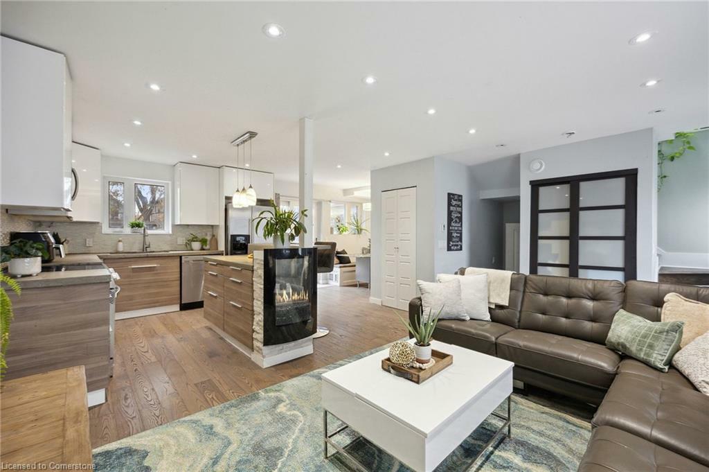 Property Photo: 76 Phillip Avenue ON M1N 3R2