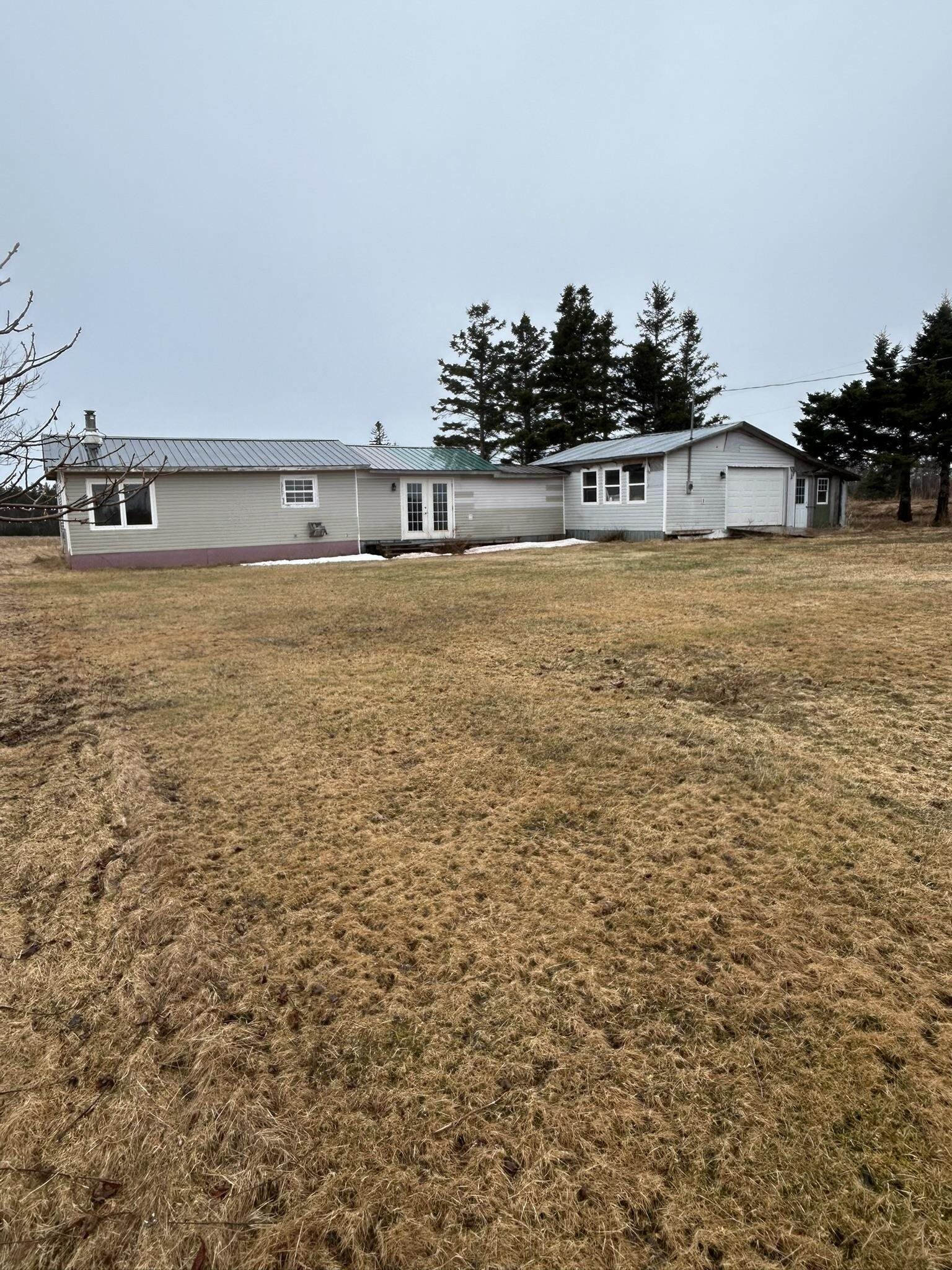 Property Photo: 2960 East Point Road PE C0A 2B0