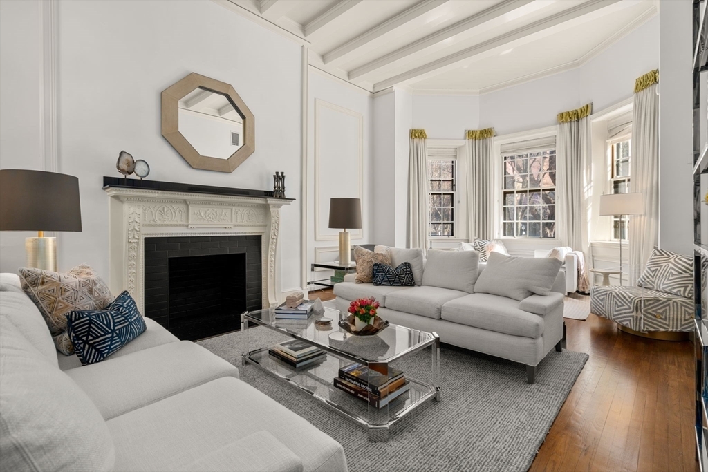 Property Photo: 113 Commonwealth Ave 3 MA 02116