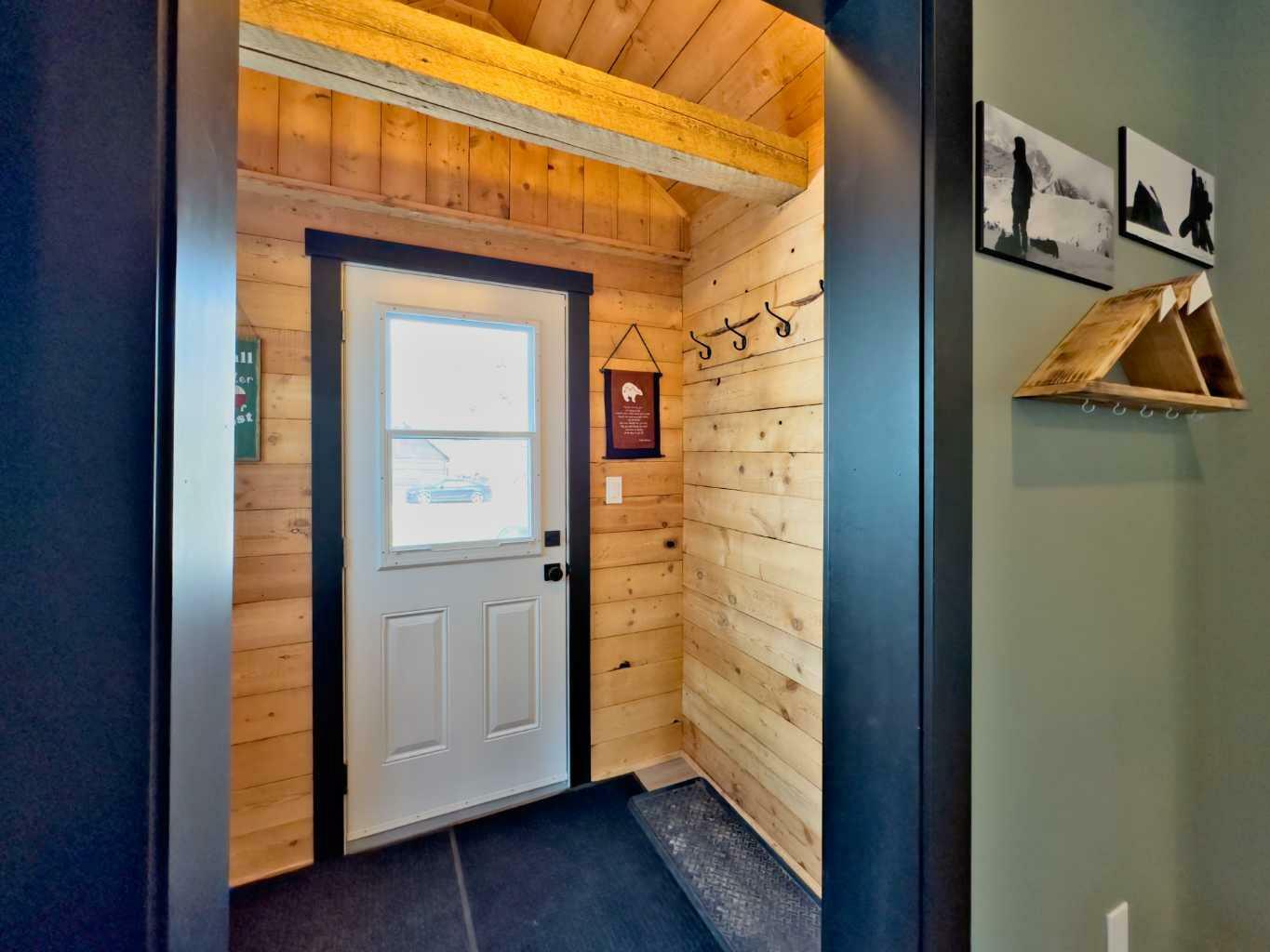 Property Photo: 7009 18 Avenue AB T0K 0M0