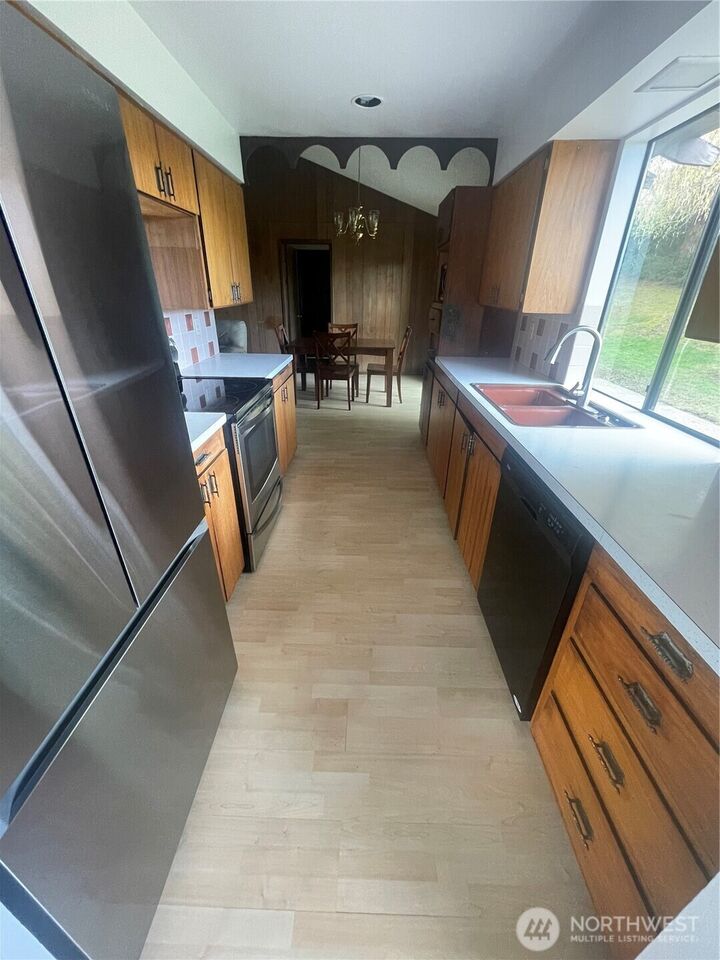 Property Photo:  21408  36th Avenue W  WA 98043 