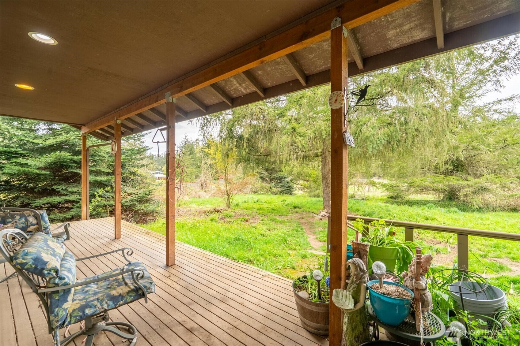 Property Photo: 38206 112th Avenue E WA 98328