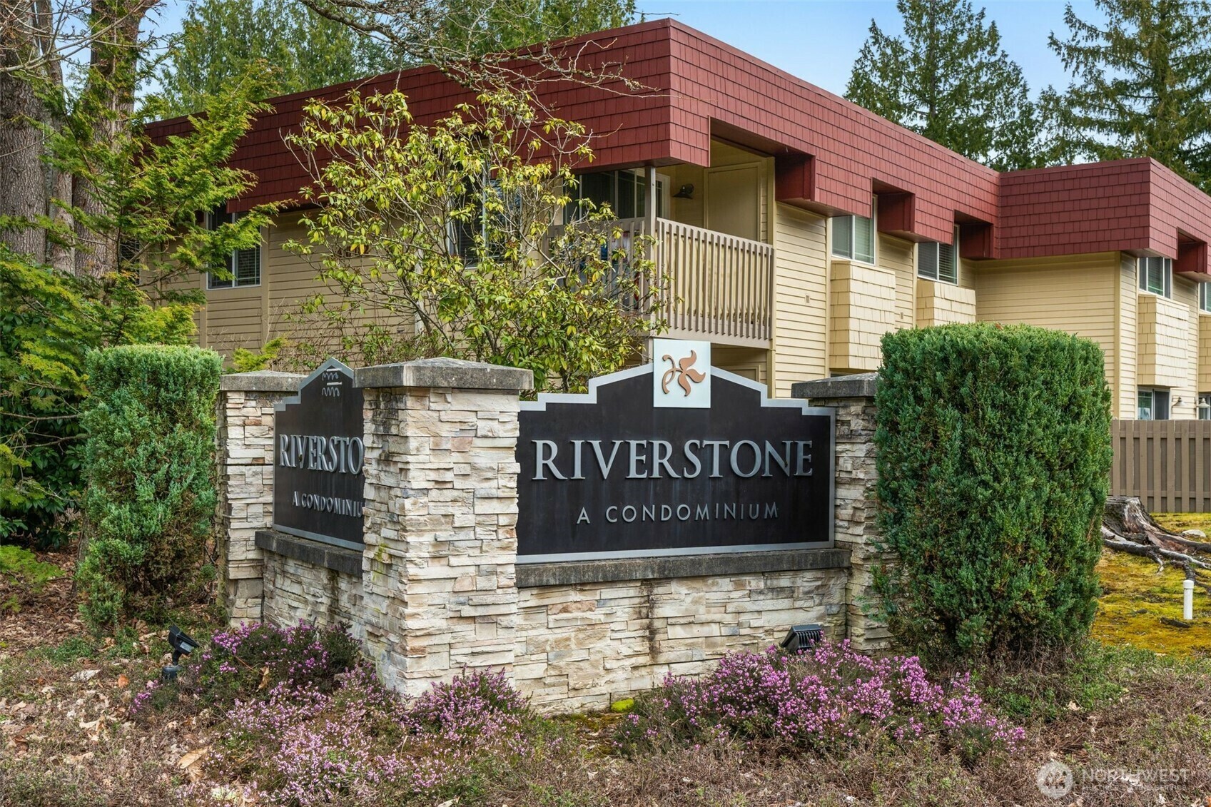 512  141st Avenue SE 55  Bellevue WA 98007 photo