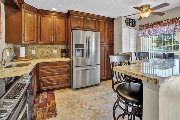 Property Photo:  6722 Moonlit Drive  FL 33446 