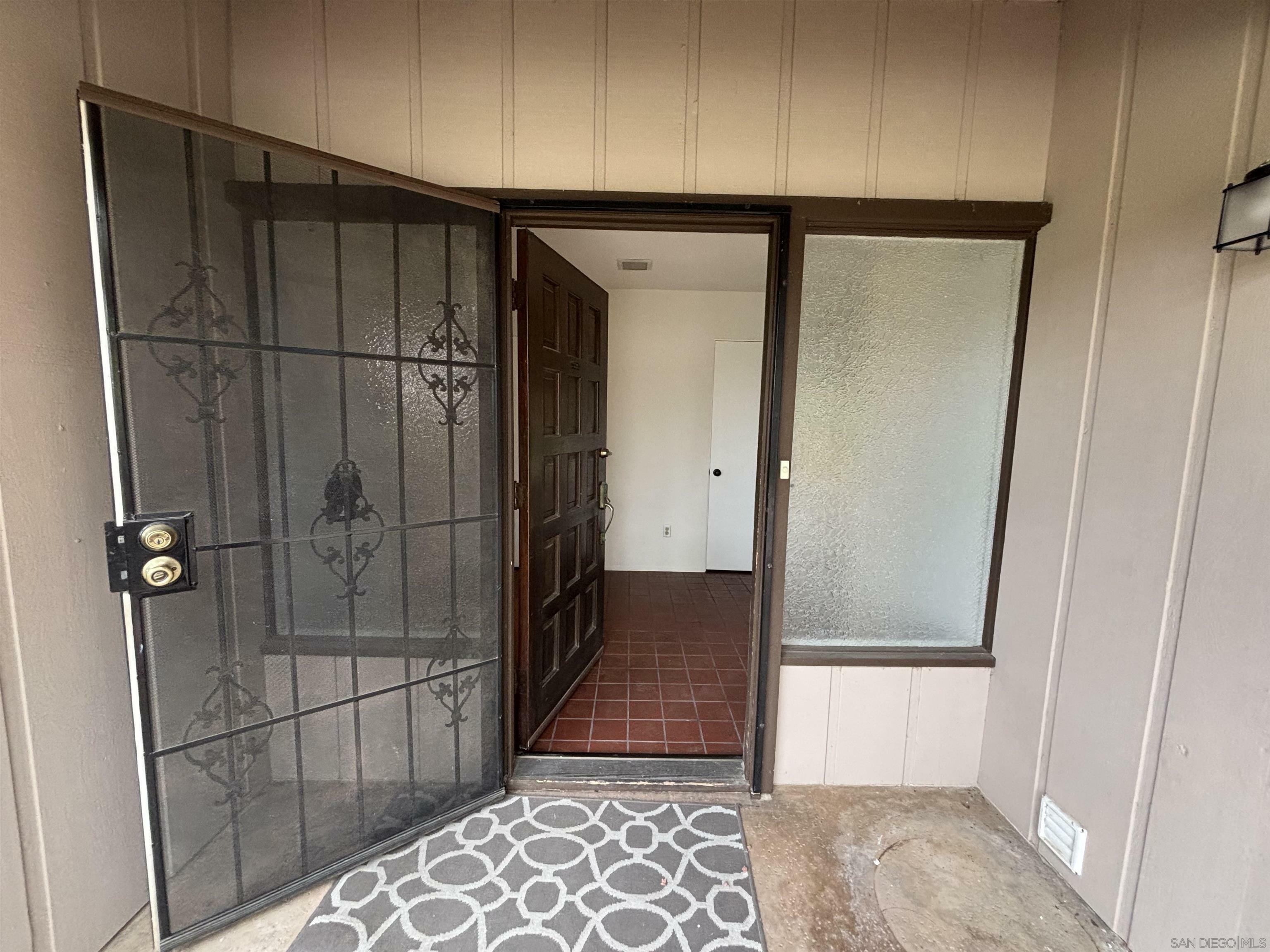 Property Photo: 2566 Los Cerritos Ln CA 92028