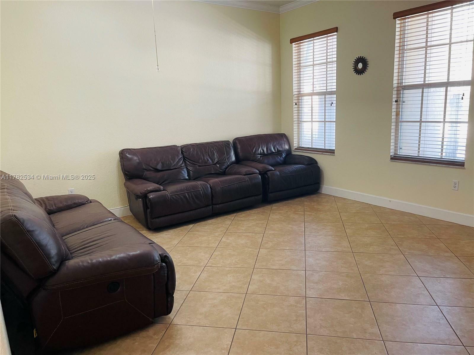 Property Photo: 522 SW 147th Ave 7-45 FL 33027