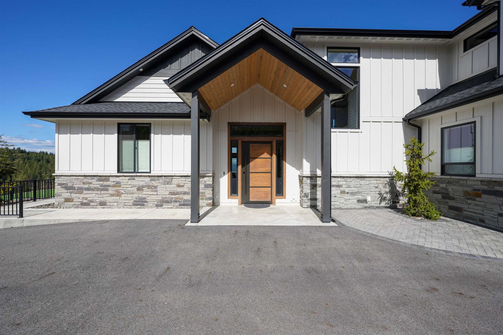 Property Photo:  12548 W Vatland Dr  ID 83854 