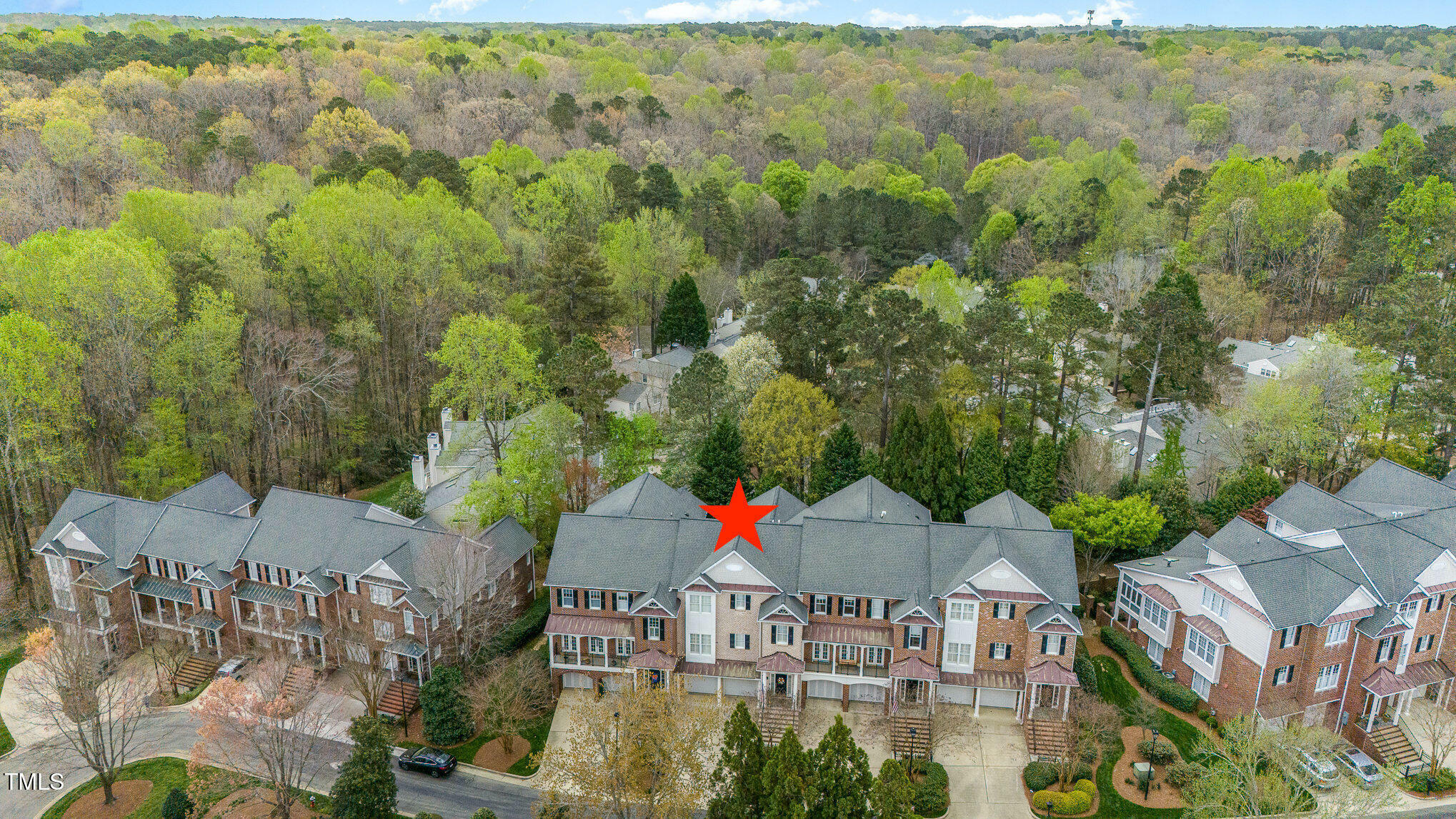 Property Photo: 214 Lions Gate Drive NC 27518