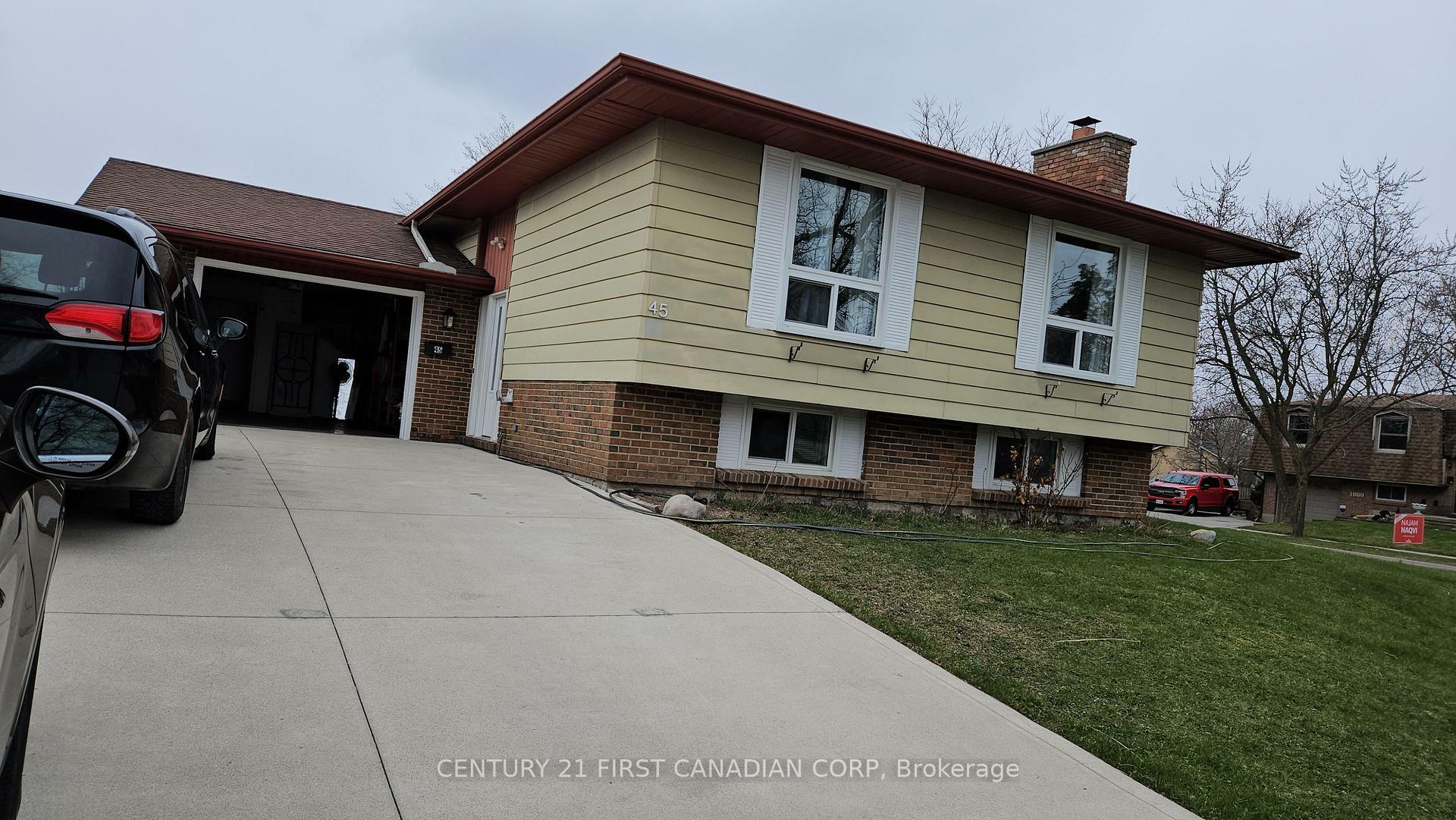 Property Photo: 45 Locust Crescent ON N6E 2K1