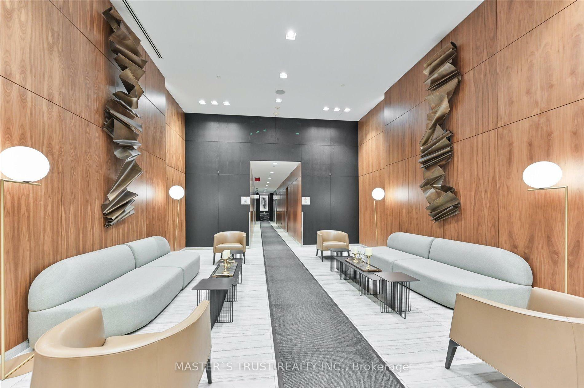 Property Photo: 8 Eglinton Avenue E Ph 5801 ON M4P 0C1
