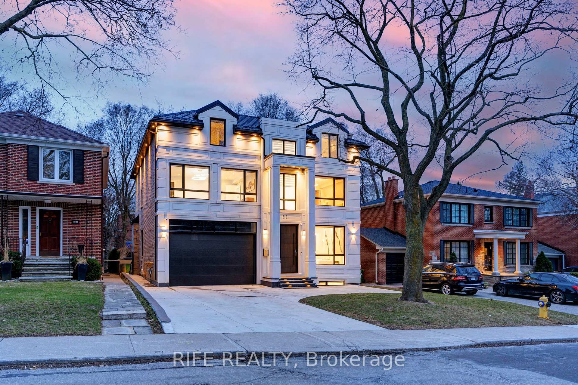 615 Briar Hill Avenue  Toronto ON M5N 1N4 photo