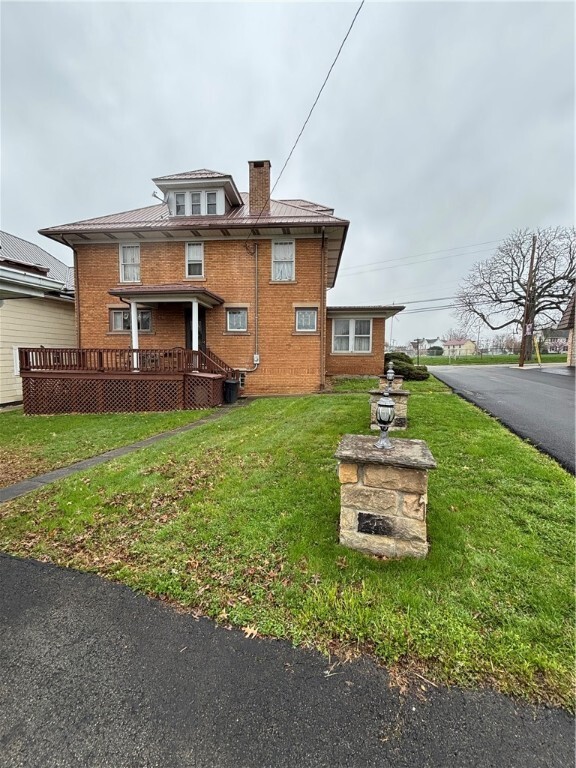 Property Photo:  901 Pittsburgh St  PA 15683 