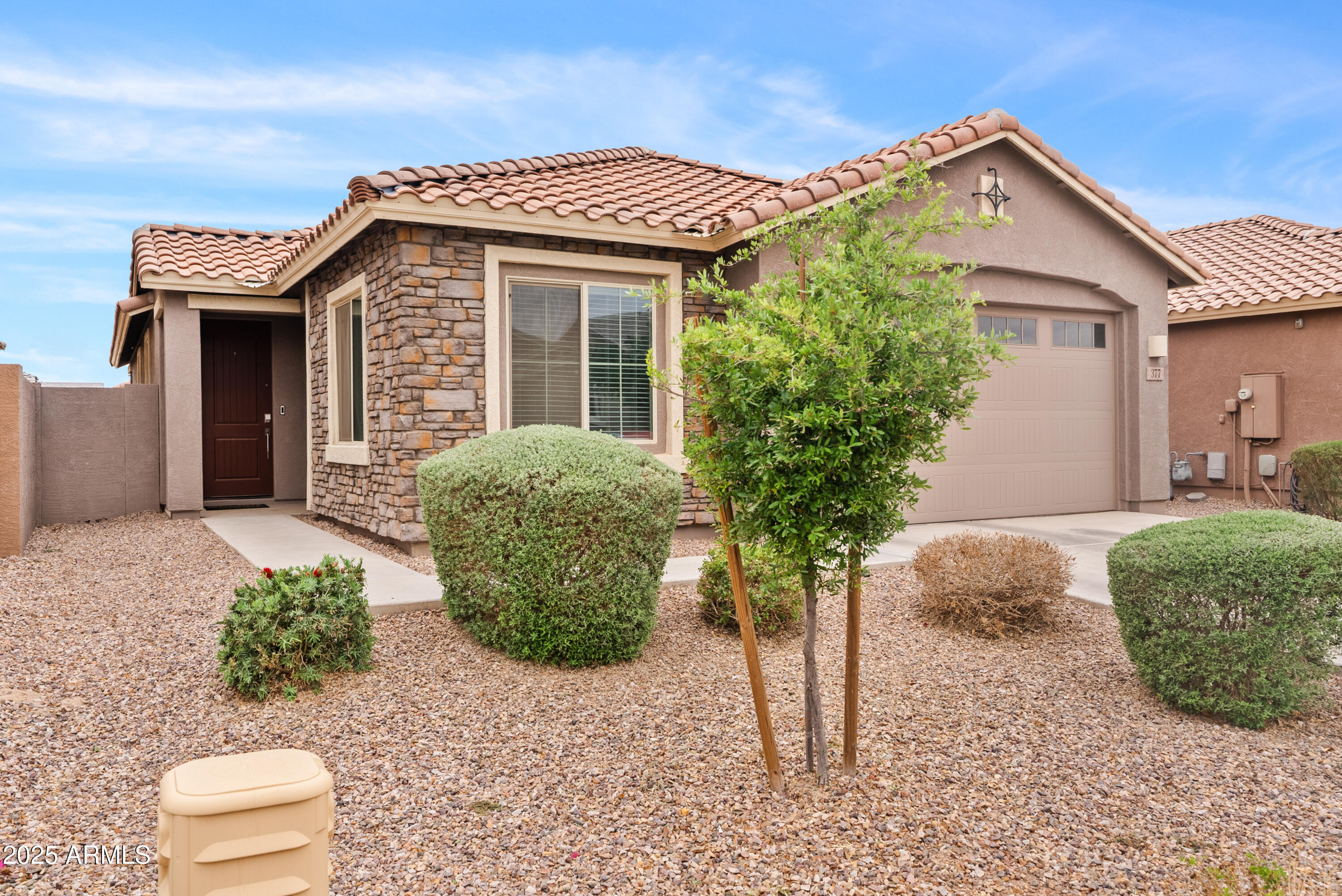 377 W Pinnacle Ridge Drive  San Tan Valley AZ 85140 photo