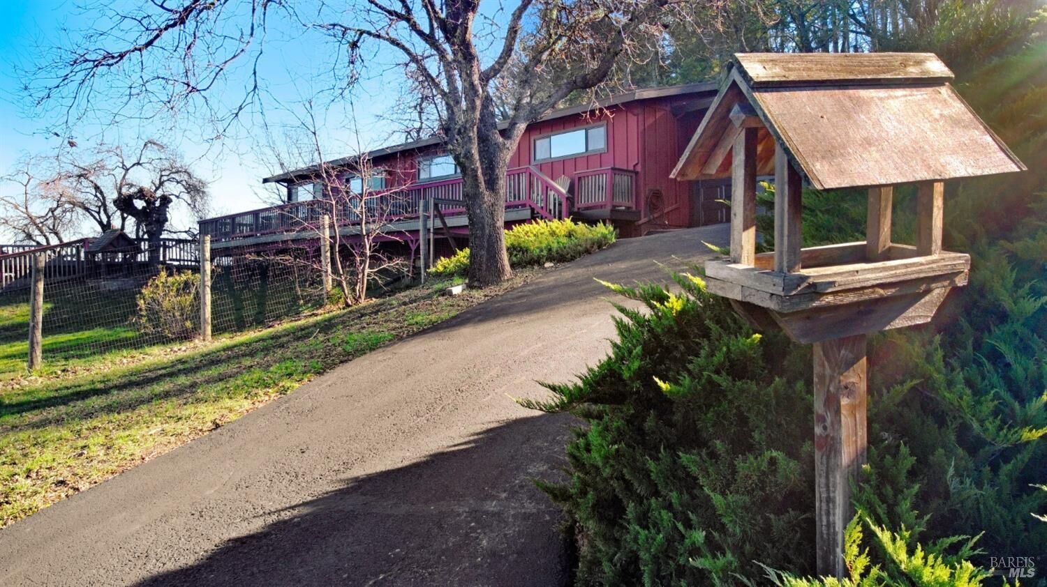 Property Photo:  1093 Lokoya Road  CA 94558 