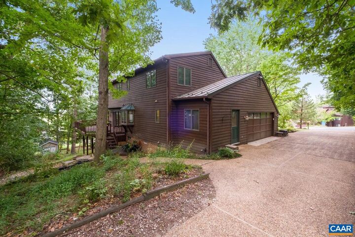 Property Photo:  1156 Springfield Dr  VA 22801