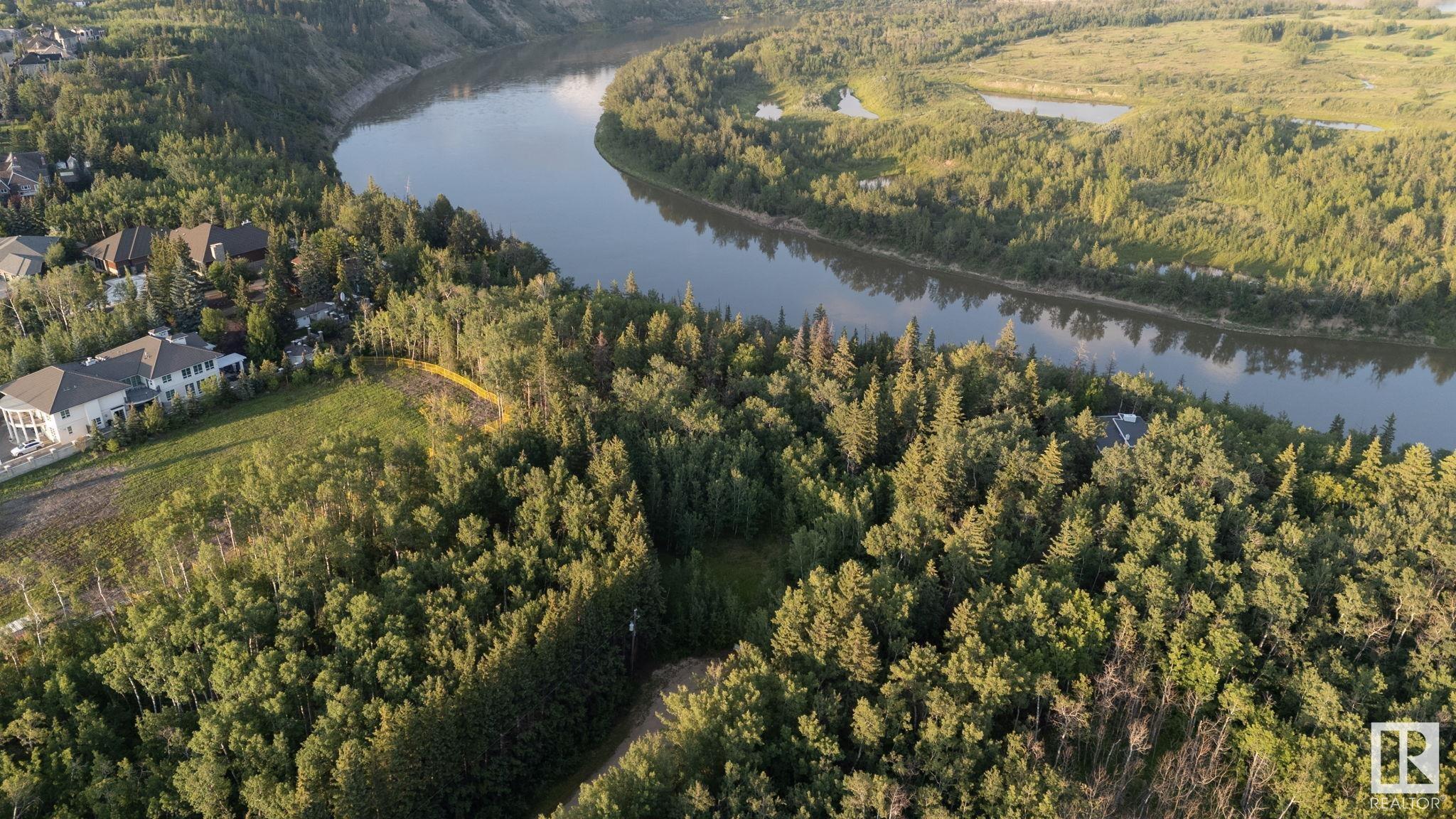 Property Photo:  4813 Donsdale Drive NW  AB T6M 2N2 