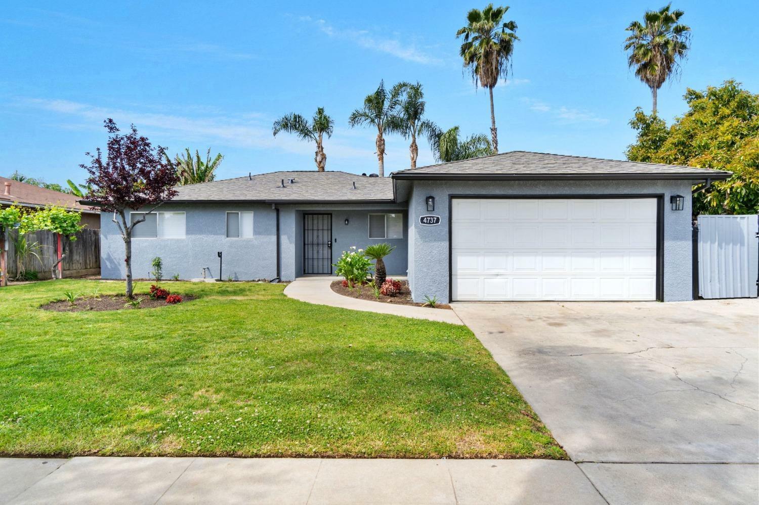 4737 N Kavanagh Avenue  Fresno CA 93705 photo
