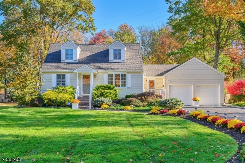 70 Maple Ave  Berkeley Heights Twp. NJ 07922 photo