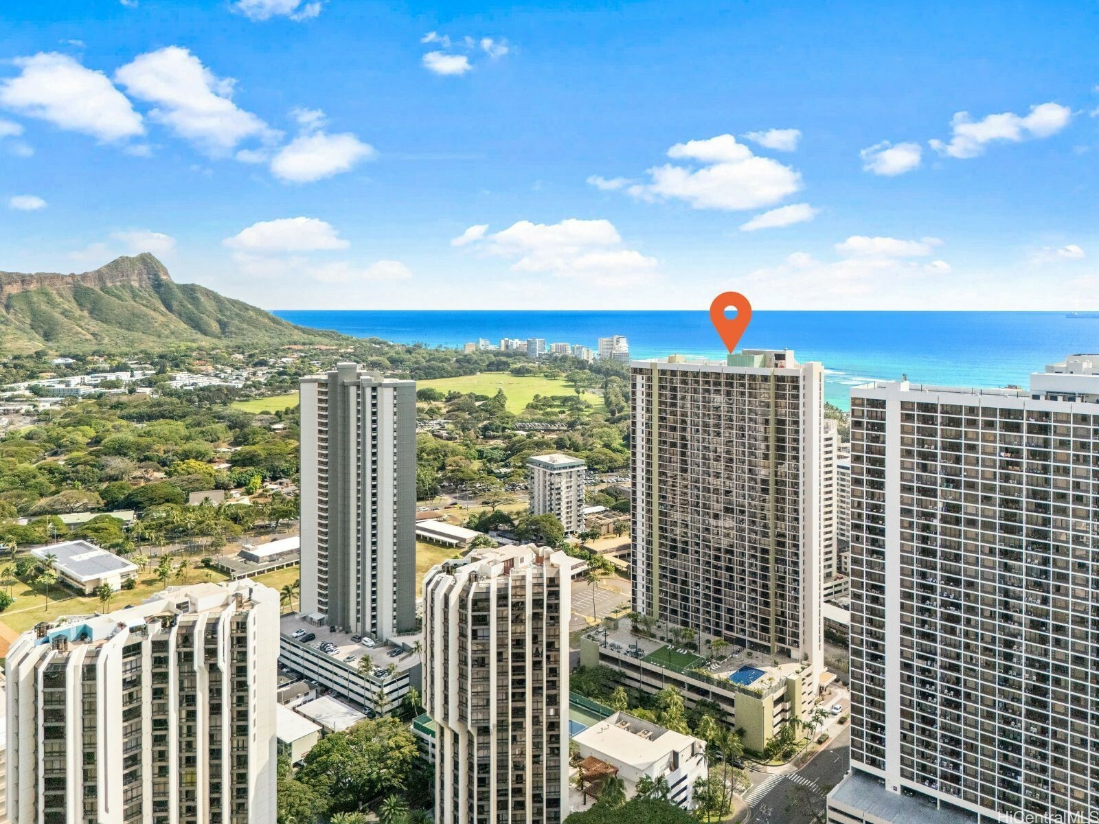 Property Photo: 229 Paoakalani Avenue 1004 HI 96815