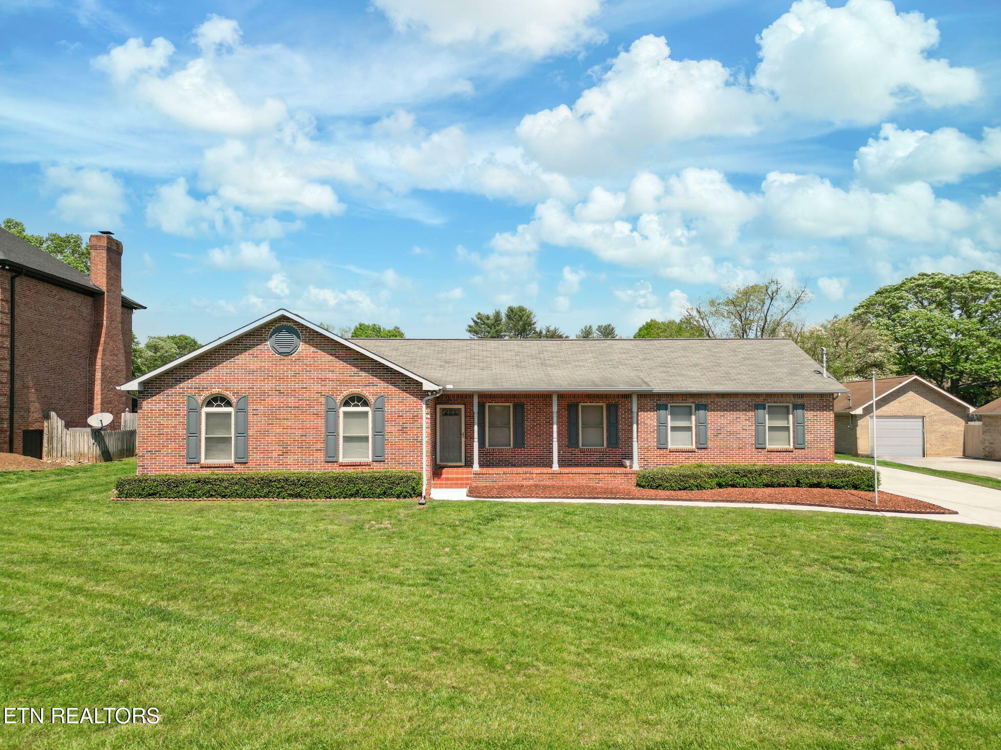 Property Photo: 7532 Larue Lane TN 37938