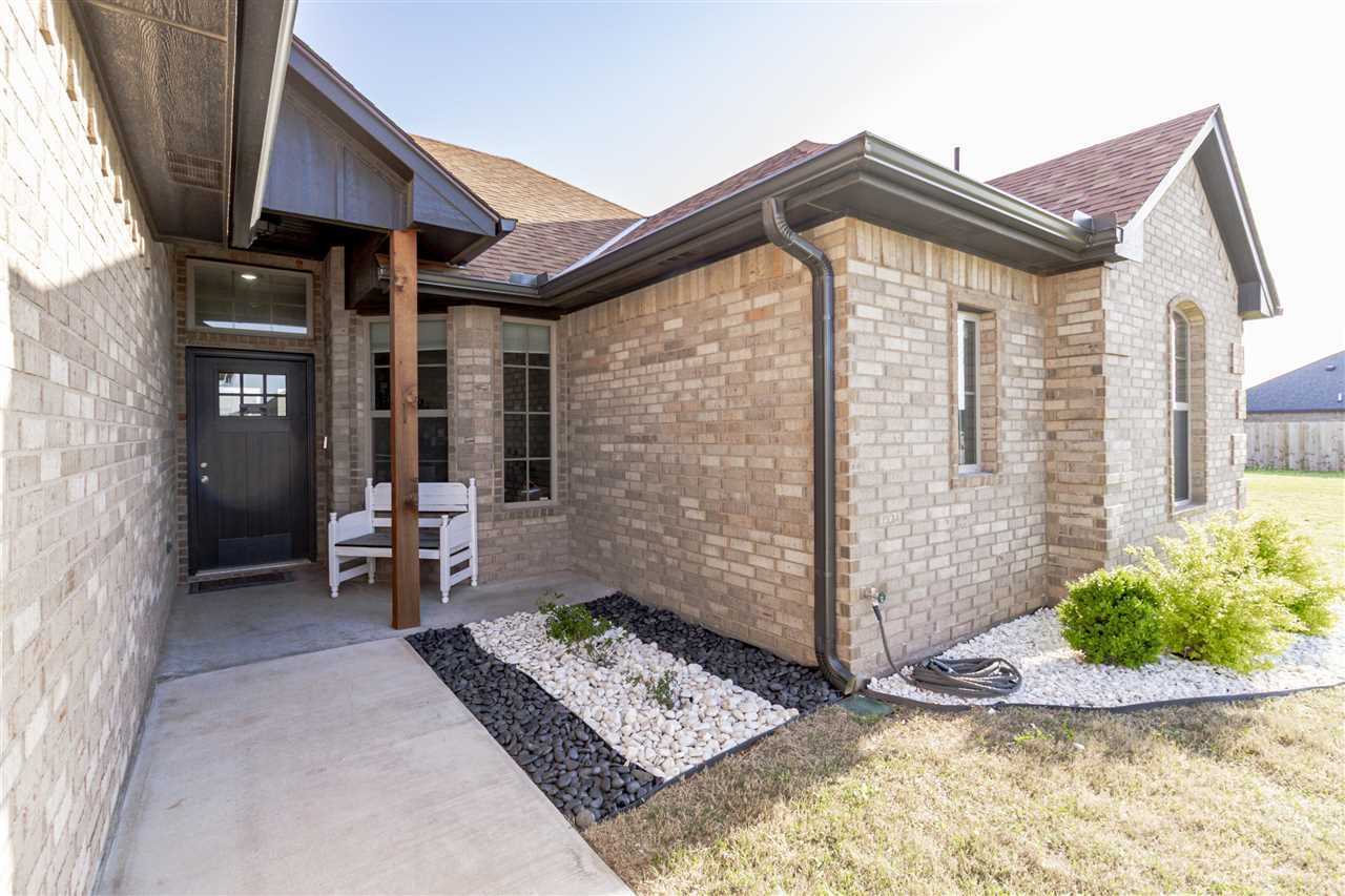 Property Photo: 12143 NE Stone Ridge Ln OK 73541