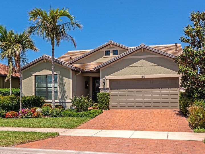 5952 Snowy Egret Drive  Sarasota FL 34238 photo