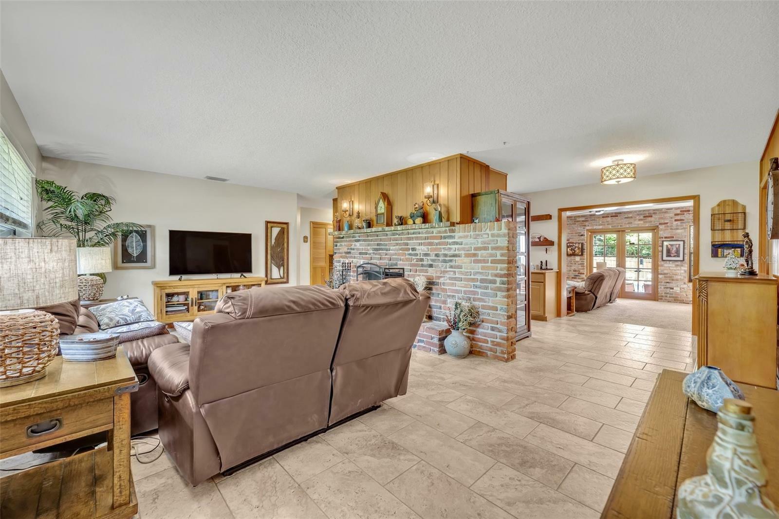 Property Photo: 349 Evansdale Road FL 32746