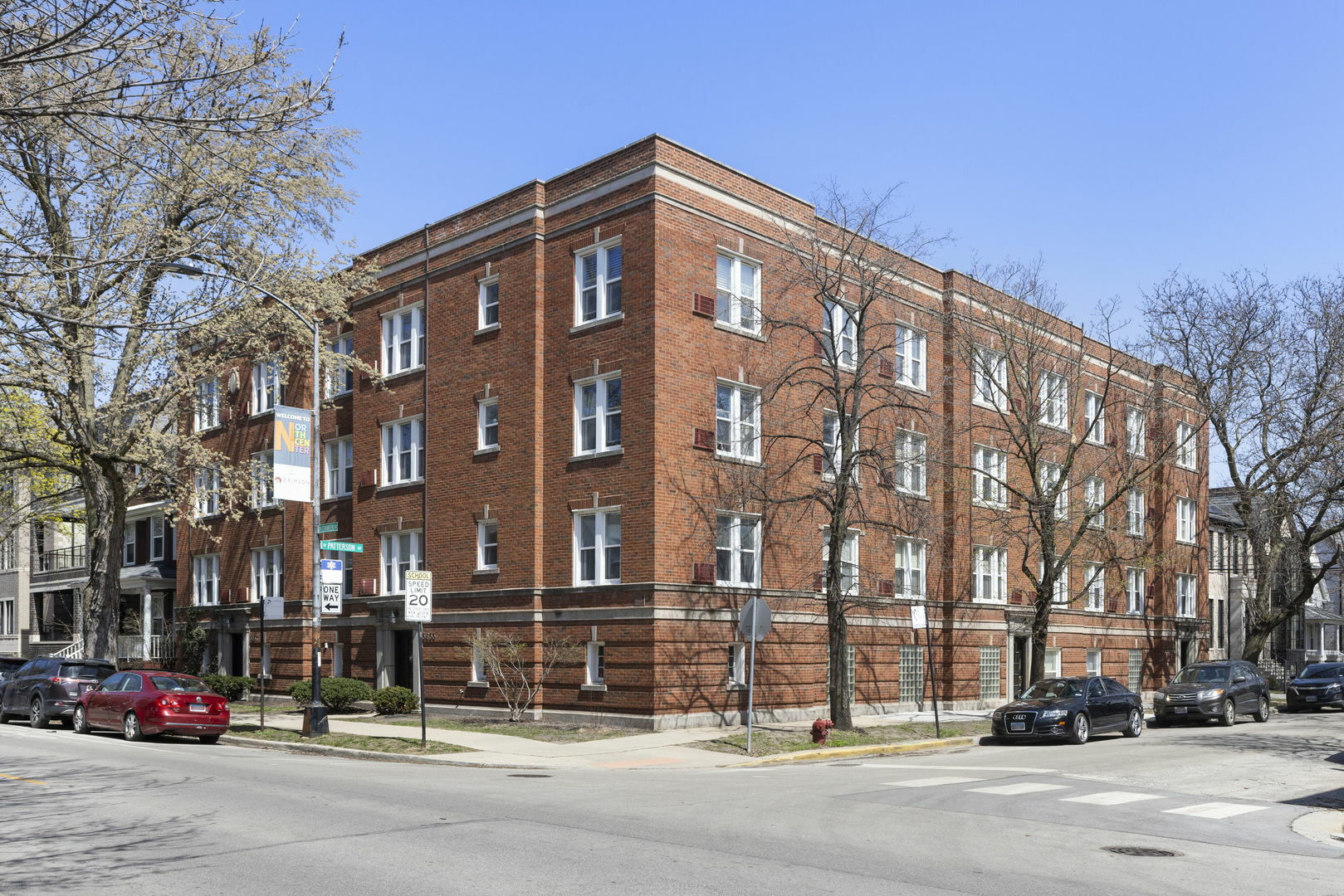 1954 W Patterson Avenue 3  Chicago IL 60613 photo