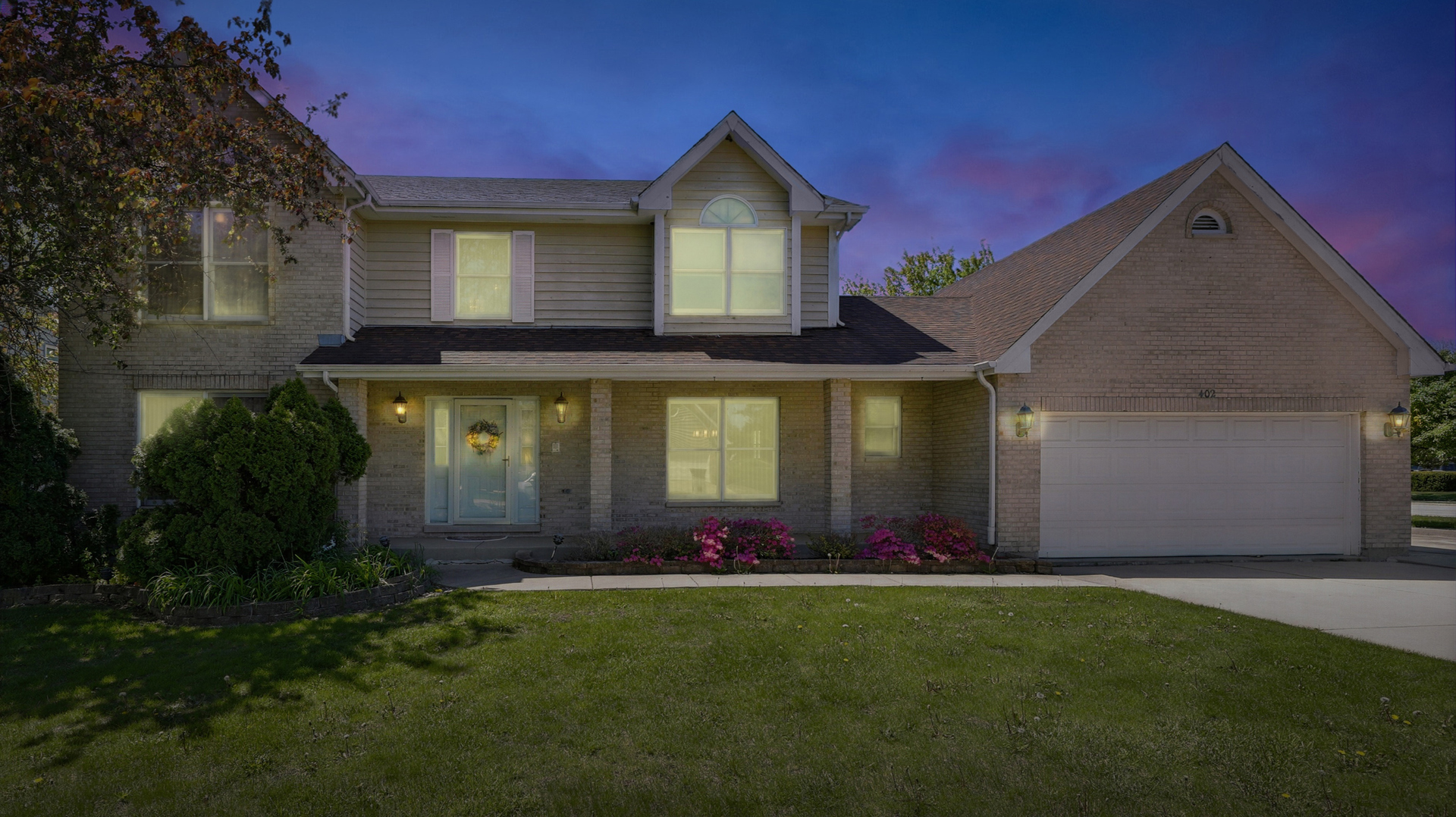 Property Photo: 402 Hillandale Drive IL 60103