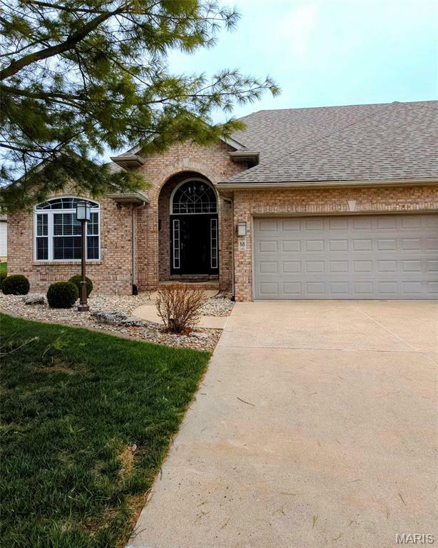 Property Photo: 68 Ginger Creek Parkway IL 62034