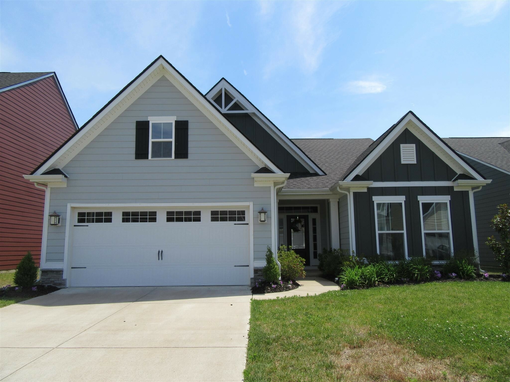 Property Photo: 2817 Bluestem Ln TN 37128