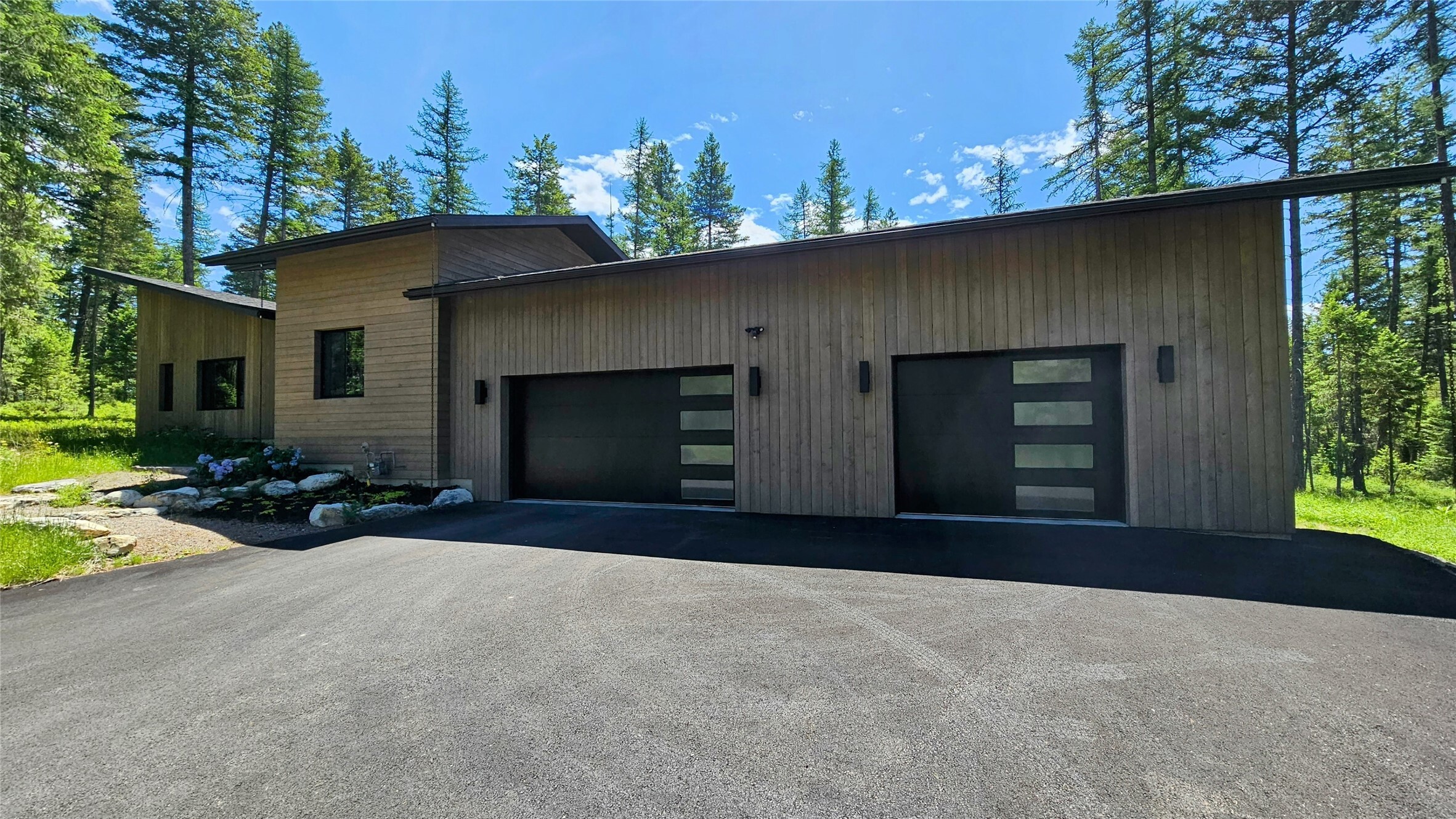 Property Photo: 172 Meadow View Court MT 59937