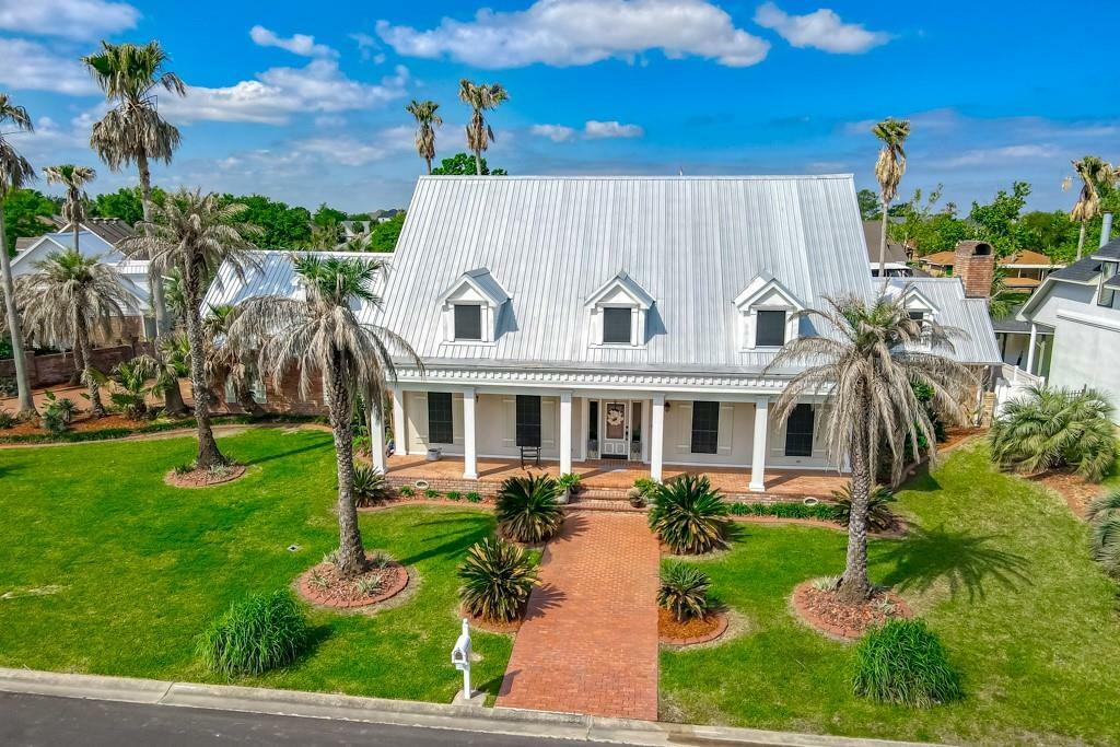 Property Photo: 200 Constellation Drive LA 70458