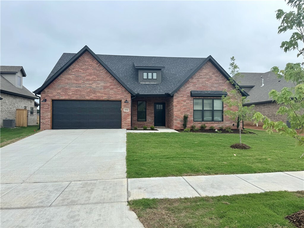 Property Photo: 4703 SW Elderwood Street AR 72713