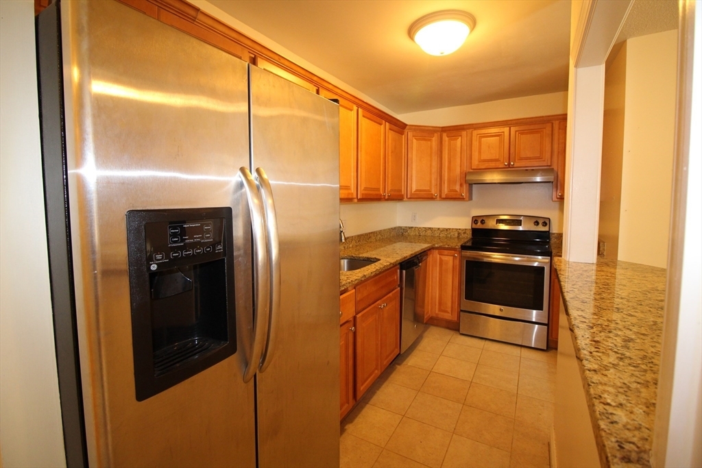 Property Photo:  191 Thorndike St 1-14  MA 01852 