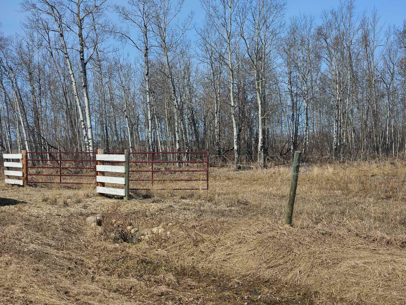 Property Photo:  720 Twp Township  AB T0H 1B0 