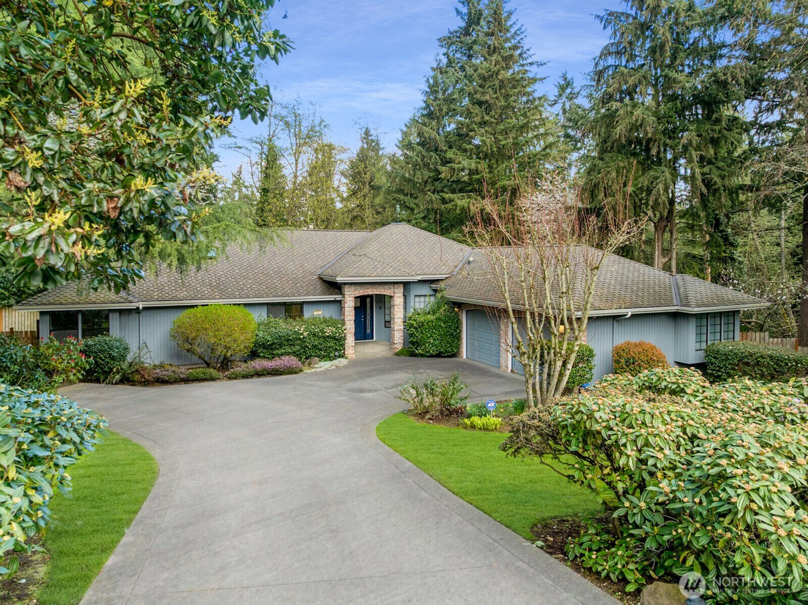 Property Photo: 2301 Manito Court NE WA 98422